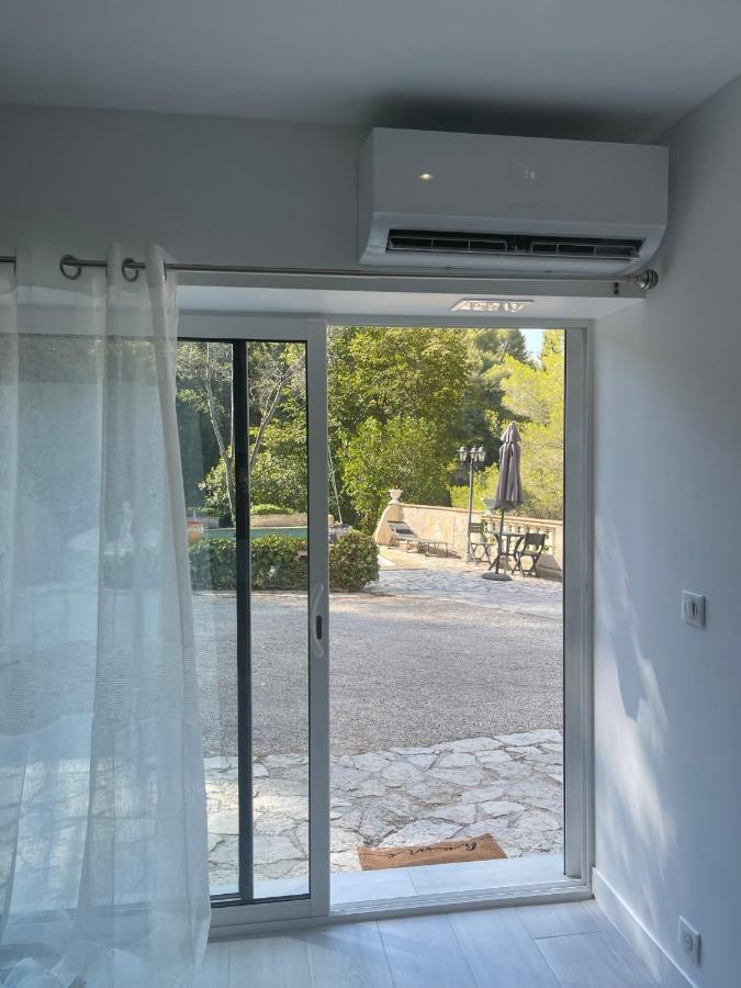 Appartement Bas De Villa Avec Piscine Privee Partagee Proche Bord De Mer Кан сюр Мер Екстериор снимка