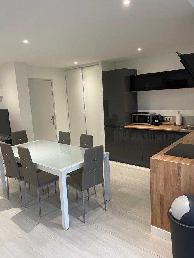 Appartement Bas De Villa Avec Piscine Privee Partagee Proche Bord De Mer Кан сюр Мер Екстериор снимка